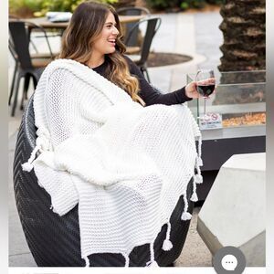 Zestt Organics The Knit Throw Dreamsoft Organic Cotton in Soft White NWOT
